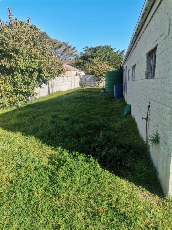 2 Bedroom Property for Sale in Albertinia Western Cape